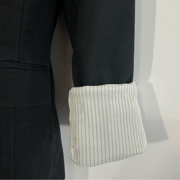 Bluish black Banana Republic  stretch blazer size  0 but fits up to meduim *c1 - Picture 4 of 16